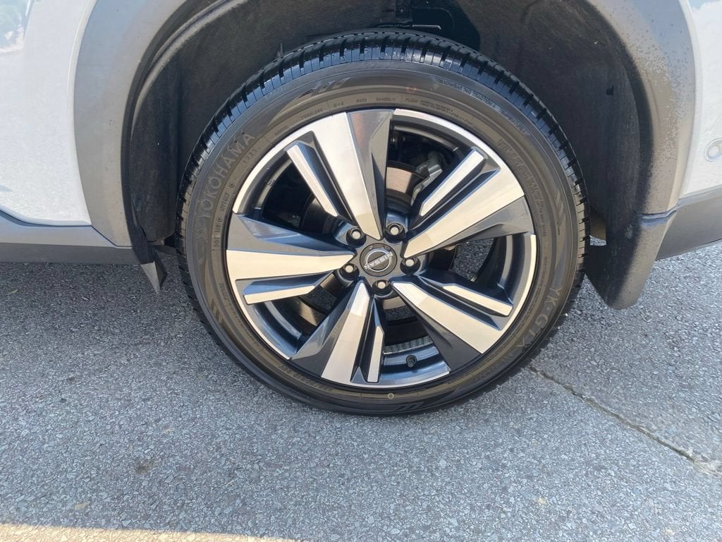 2022 Nissan Rogue SL