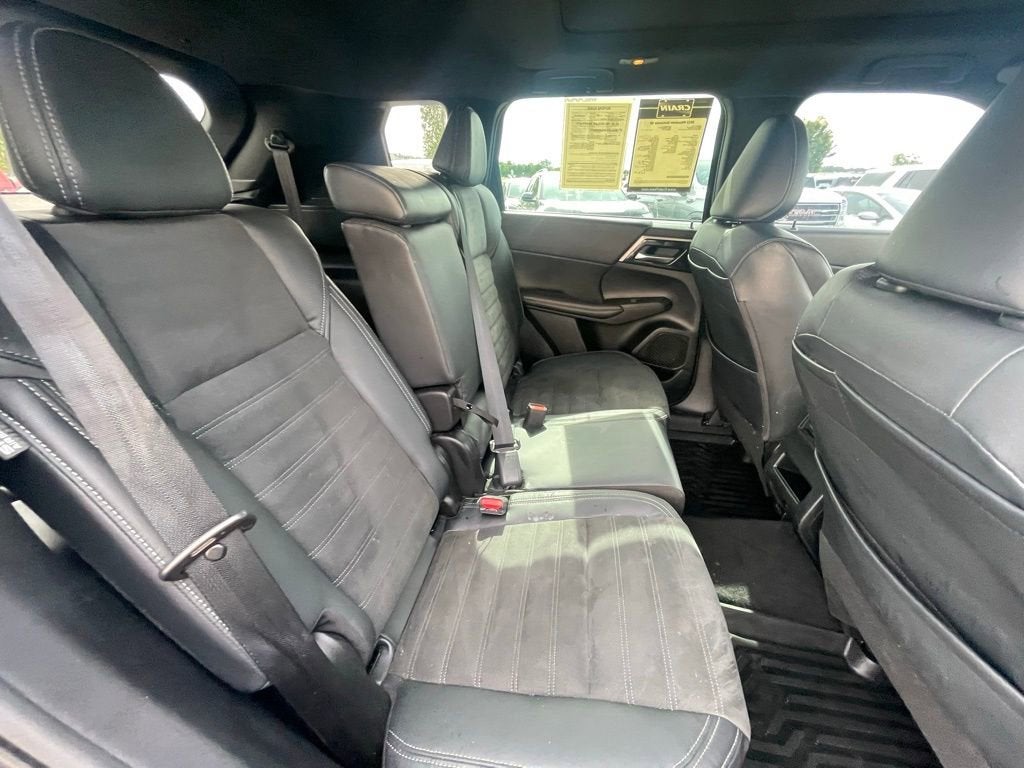 2022 Mitsubishi Outlander SE