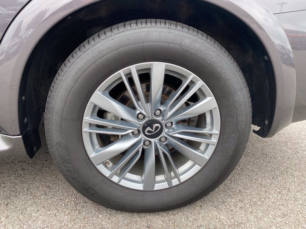 2024 INFINITI QX80 LUXE