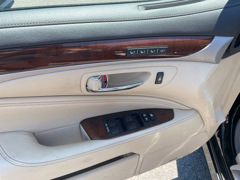 2017 Lexus LS LS 460 L
