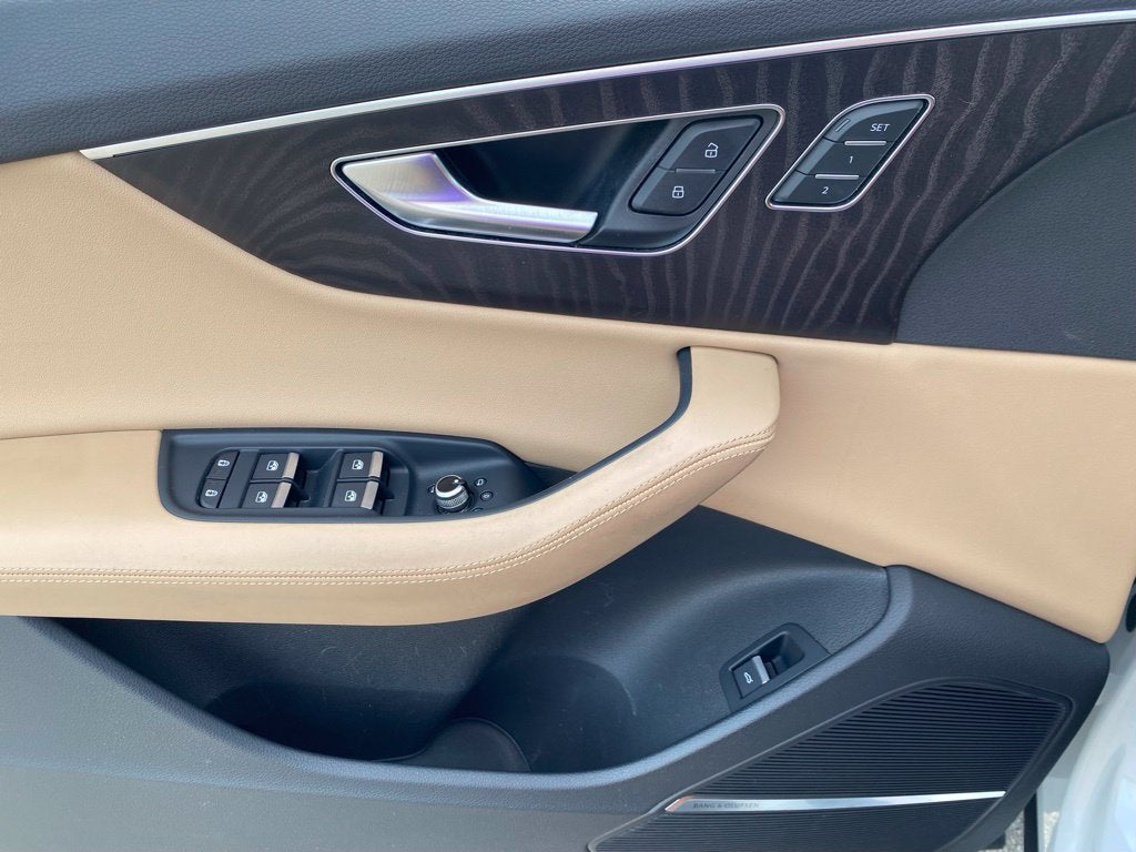 2021 Audi Q7 Premium Plus