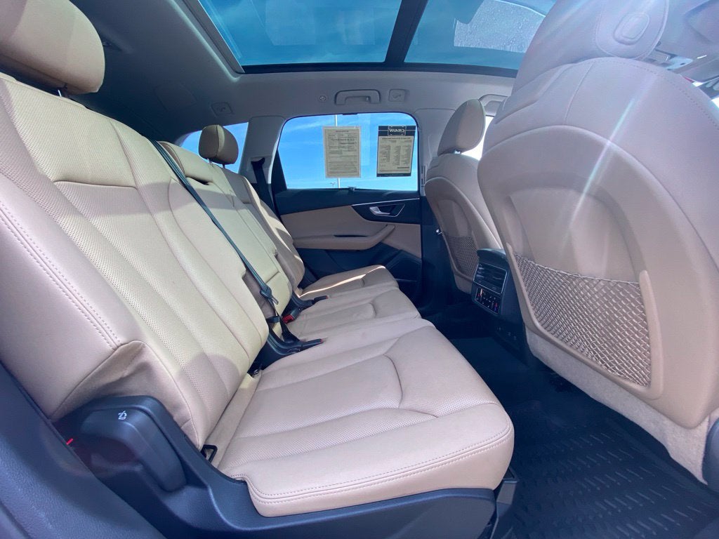 2021 Audi Q7 Premium Plus