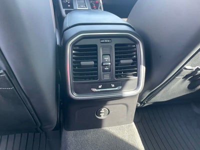 2022 Porsche Macan S